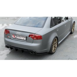 Диффузор заднего бампера на Audi RS4 B7 Sedan